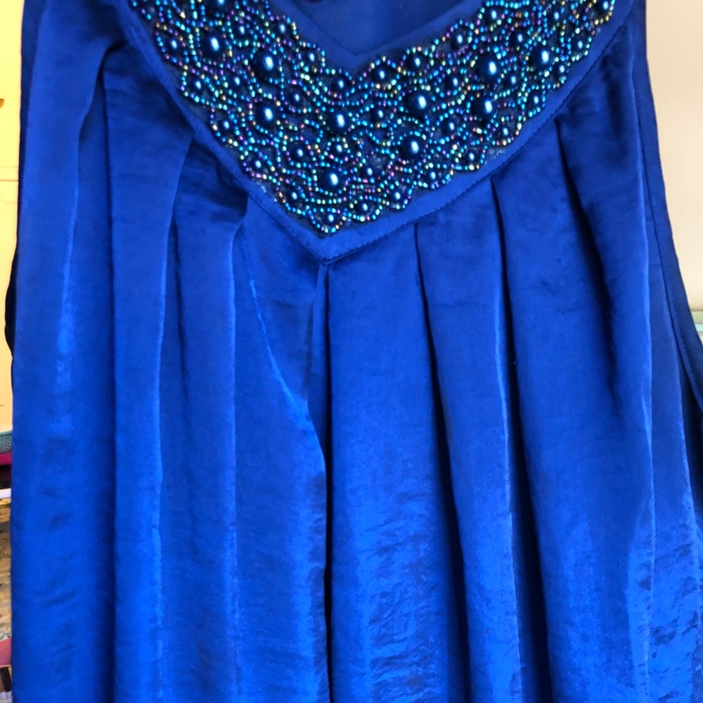 Pretty Silk Like Sleeveless Blouse